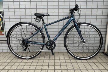 オートライト付きクロスバイク『TB1』マジックブルーが再入荷♪
