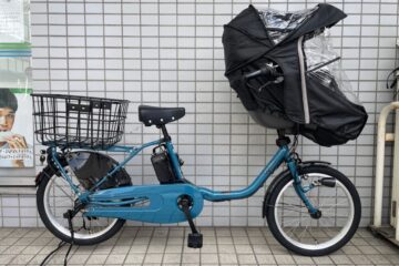 [ギュットクルームDX] 前後兼用バスケット+レインカバーの組み合わせ。