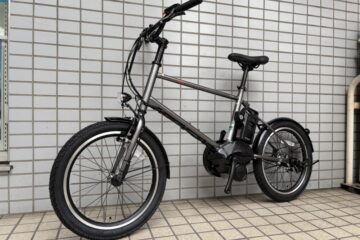 スタイリッシュなミニベロ電動自転車 YAMAHA [PAS CRAIG ALLEY]メルティグラファイトの入荷です!